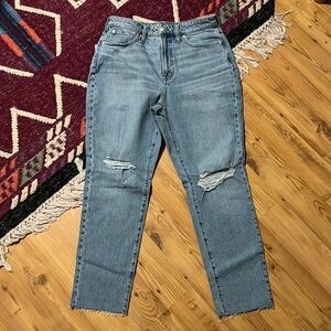 Madewell Curvy Perfect Vintage Jean
Size 29